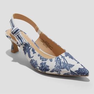 NWOT A New Day Women’s Milan Blue Floral Slingback Pointed Toe Heels Size 6